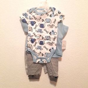 NWT little Beginnings Doggy 4 piece set (1 tshirt, 1 bodysuit, 2pants)
